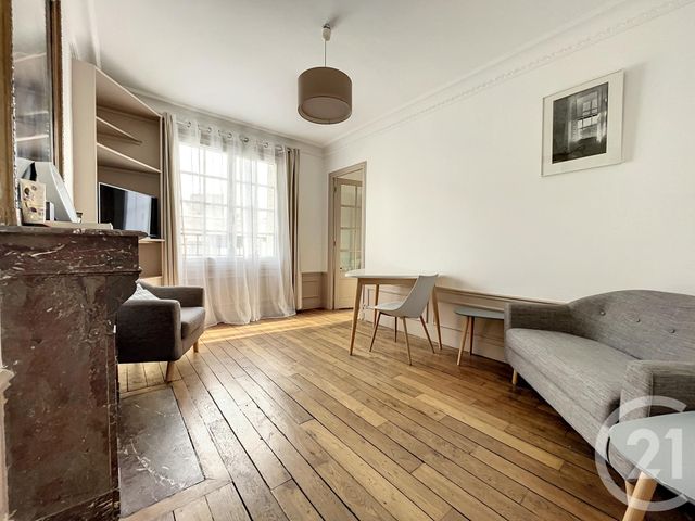 Appartement F3 à vendre - 2 pièces - 44.01 m2 - PARIS - 75020 - ILE-DE-FRANCE - Century 21 Gambetta Immobilier