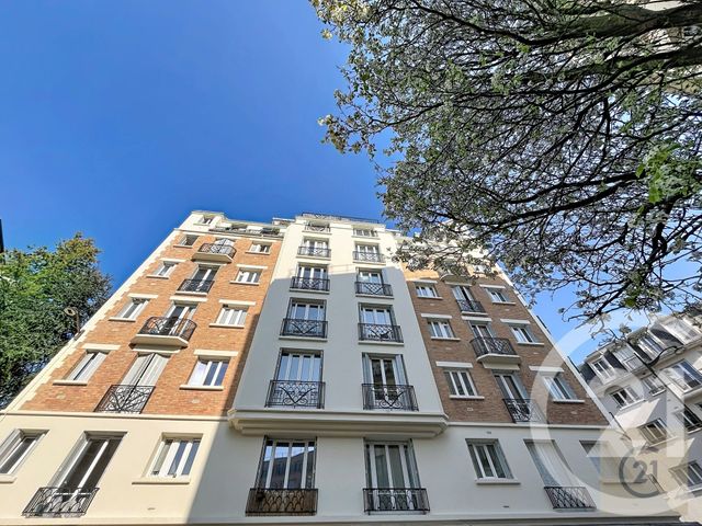 Appartement Studio à vendre - 1 pièce - 25.3 m2 - PARIS - 75020 - ILE-DE-FRANCE - Century 21 Gambetta Immobilier