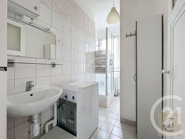 Appartement Studio à vendre - 1 pièce - 25.3 m2 - PARIS - 75020 - ILE-DE-FRANCE - Century 21 Gambetta Immobilier