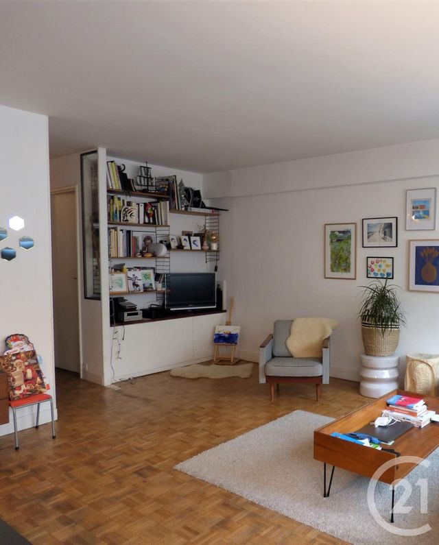 Appartement F3 à louer - 3 pièces - 76.61 m2 - PARIS - 75020 - ILE-DE-FRANCE - Century 21 Gambetta Immobilier