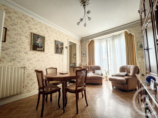 Appartement F3 à vendre - 3 pièces - 67.0 m2 - PARIS - 75020 - ILE-DE-FRANCE - Century 21 Gambetta Immobilier