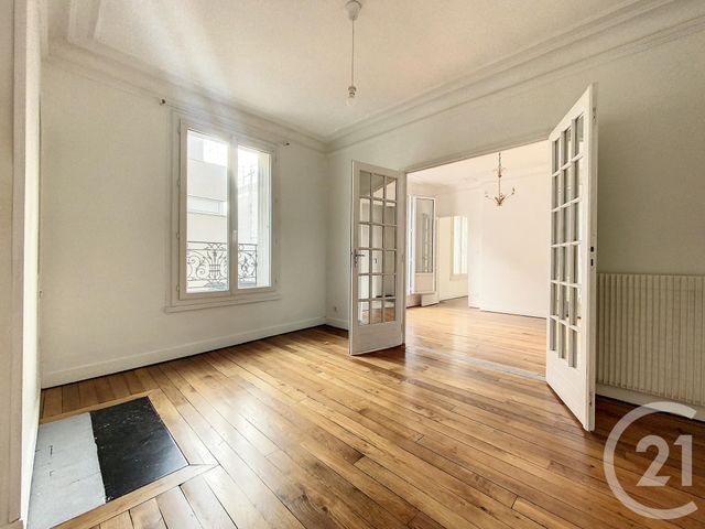 Appartement F3 à vendre - 3 pièces - 56.74 m2 - PARIS - 75020 - ILE-DE-FRANCE - Century 21 Gambetta Immobilier