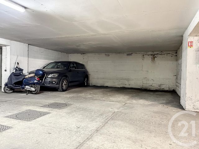 parking à vendre - 35.0 m2 - PARIS - 75020 - ILE-DE-FRANCE - Century 21 Gambetta Immobilier