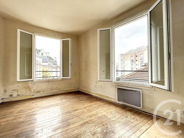  - PARIS - 
