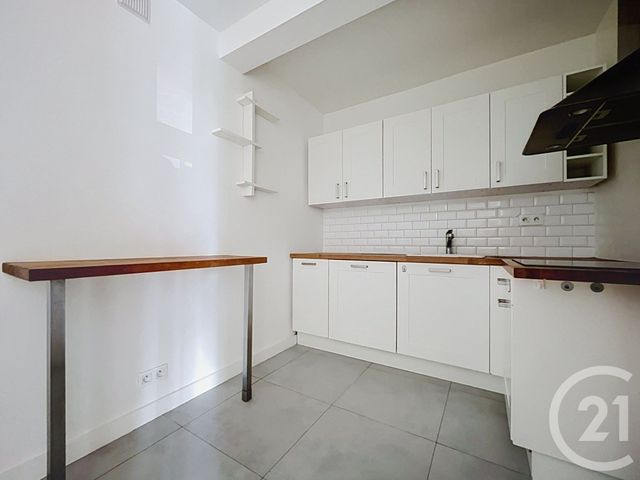 Appartement F3 à vendre - 3 pièces - 60.0 m2 - PARIS - 75020 - ILE-DE-FRANCE - Century 21 Gambetta Immobilier