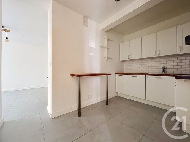 Appartement F3 à vendre - 3 pièces - 60.0 m2 - PARIS - 75020 - ILE-DE-FRANCE - Century 21 Gambetta Immobilier
