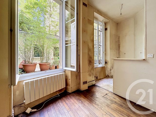 Appartement F1 à vendre PARIS