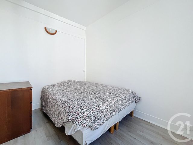Afficher la photo en grand Appartement F2 à vendre - 2 pièces - 22.84 m2 - PARIS - 75020 - ILE-DE-FRANCE - Century 21 Gambetta Immobilier