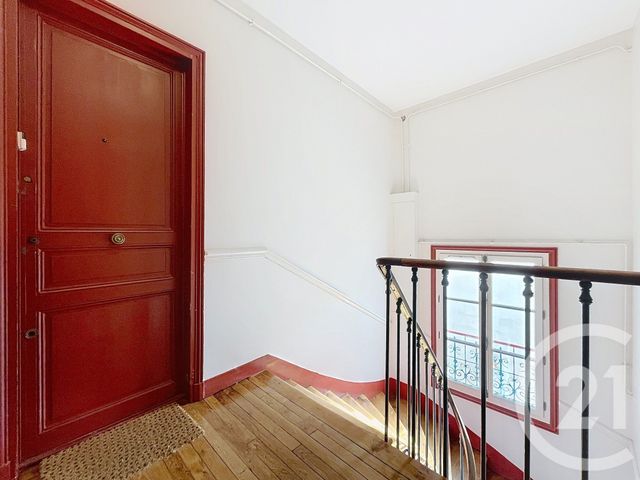 Afficher la photo en grand Appartement Studio à vendre - 1 pièce - 23.87 m2 - PARIS - 75020 - ILE-DE-FRANCE - Century 21 Gambetta Immobilier