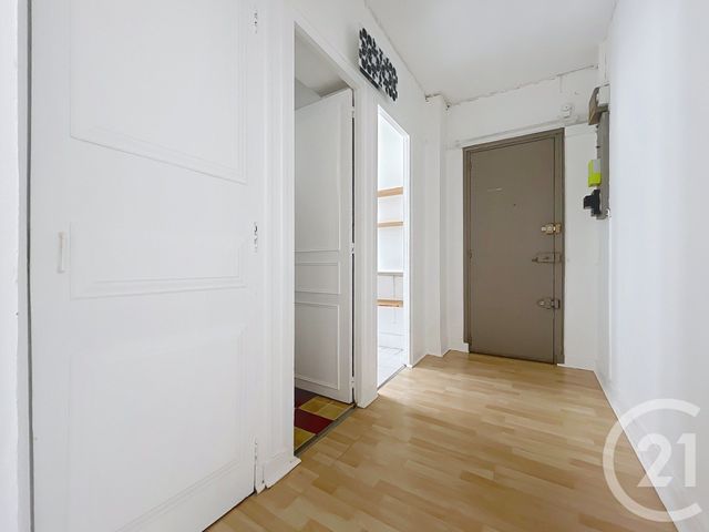 Appartement Studio à vendre - 1 pièce - 23.87 m2 - PARIS - 75020 - ILE-DE-FRANCE - Century 21 Gambetta Immobilier