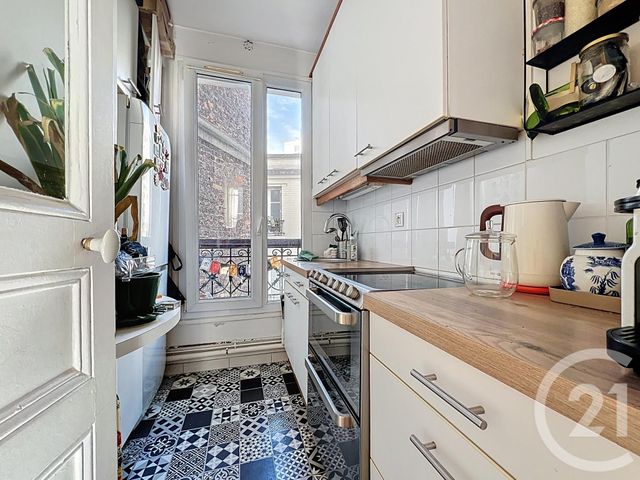 Appartement T2 à vendre - 2 pièces - 32.5 m2 - PARIS - 75020 - ILE-DE-FRANCE - Century 21 Gambetta Immobilier