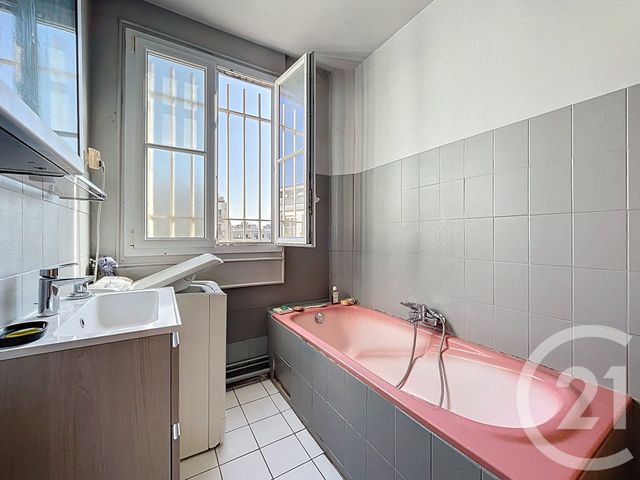 Appartement F2 à vendre - 2 pièces - 36.17 m2 - PARIS - 75020 - ILE-DE-FRANCE - Century 21 Gambetta Immobilier
