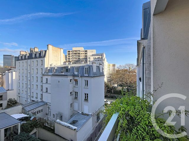 Appartement T3 à vendre - 3 pièces - 69.06 m2 - PARIS - 75020 - ILE-DE-FRANCE - Century 21 Gambetta Immobilier