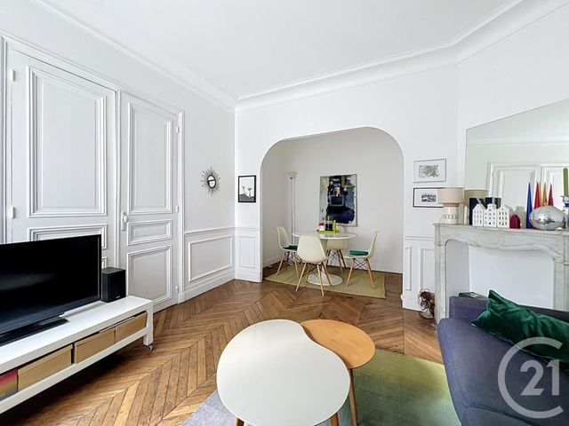 Appartement F2 à vendre - 2 pièces - 41.8 m2 - PARIS - 75011 - ILE-DE-FRANCE - Century 21 Gambetta Immobilier