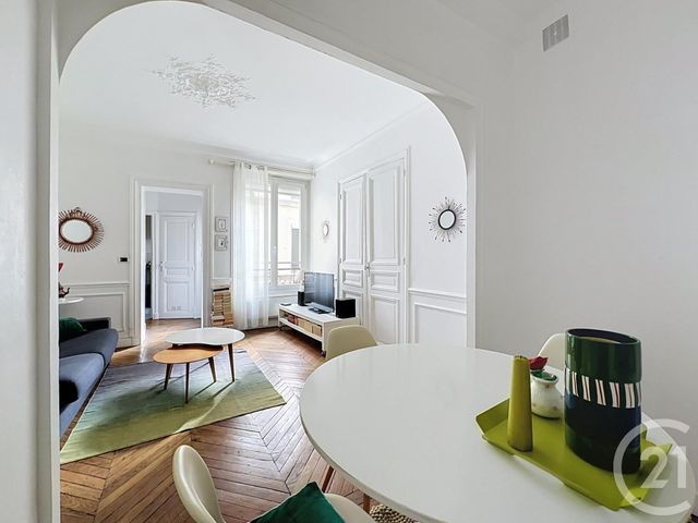 Appartement F2 à vendre - 2 pièces - 41.8 m2 - PARIS - 75011 - ILE-DE-FRANCE - Century 21 Gambetta Immobilier