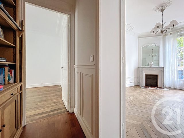 Afficher la photo en grand Appartement F4 à vendre - 4 pièces - 70.11 m2 - PARIS - 75020 - ILE-DE-FRANCE - Century 21 Gambetta Immobilier