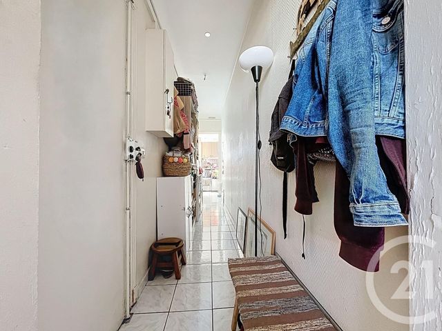 Appartement T1 à vendre - 1 pièce - 25.54 m2 - PARIS - 75020 - ILE-DE-FRANCE - Century 21 Gambetta Immobilier