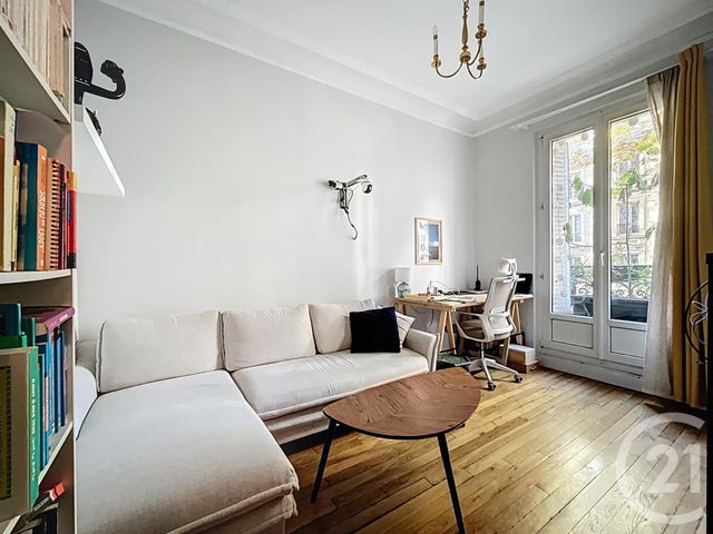 Afficher la photo en grand Appartement F2 à vendre - 2 pièces - 30.4 m2 - PARIS - 75020 - ILE-DE-FRANCE - Century 21 Gambetta Immobilier