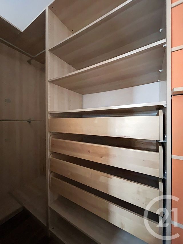 Appartement F2 à vendre - 2 pièces - 32.4 m2 - PARIS - 75020 - ILE-DE-FRANCE - Century 21 Gambetta Immobilier