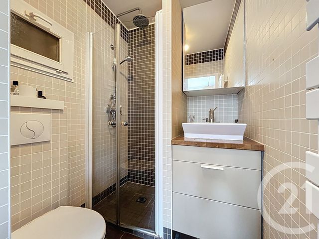 Appartement F2 à vendre - 2 pièces - 32.4 m2 - PARIS - 75020 - ILE-DE-FRANCE - Century 21 Gambetta Immobilier