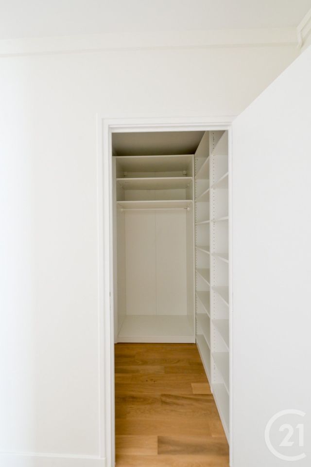 Appartement F7 à vendre - 6 pièces - 104.07 m2 - PARIS - 75020 - ILE-DE-FRANCE - Century 21 Gambetta Immobilier