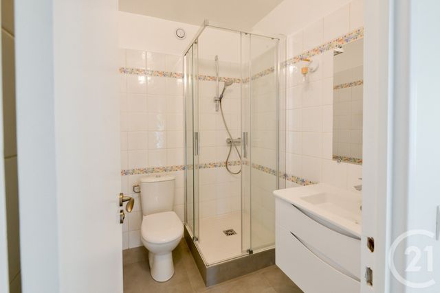 Appartement F7 à vendre - 6 pièces - 104.07 m2 - PARIS - 75020 - ILE-DE-FRANCE - Century 21 Gambetta Immobilier