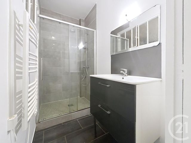 Appartement F3 à louer - 3 pièces - 54.7 m2 - PARIS - 75020 - ILE-DE-FRANCE - Century 21 Gambetta Immobilier