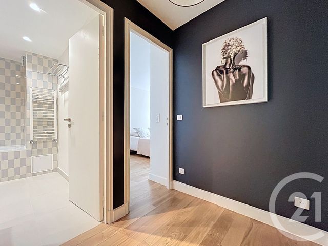Appartement F2 à vendre - 2 pièces - 56.51 m2 - PARIS - 75020 - ILE-DE-FRANCE - Century 21 Gambetta Immobilier