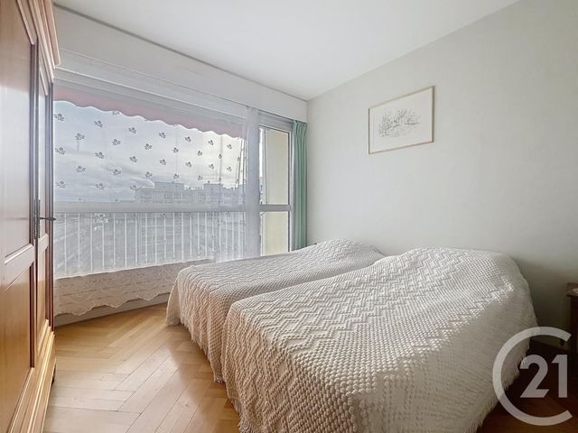Appartement F2 à vendre - 2 pièces - 47.35 m2 - PARIS - 75020 - ILE-DE-FRANCE - Century 21 Gambetta Immobilier