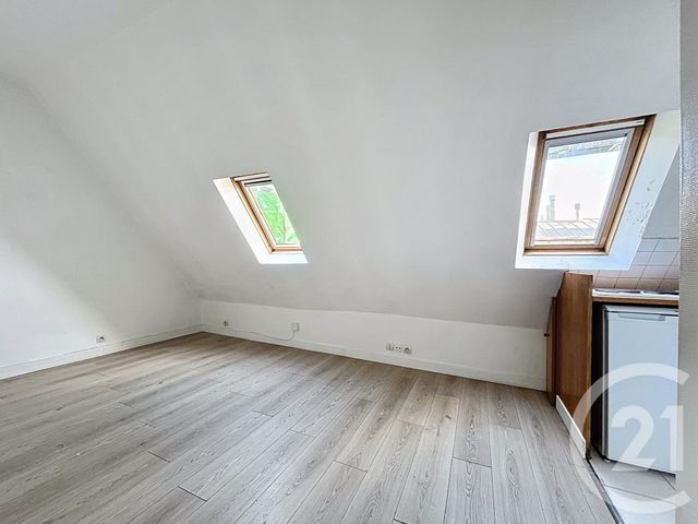 Appartement Studio à vendre - 1 pièce - 12.25 m2 - PARIS - 75001 - ILE-DE-FRANCE - Century 21 Gambetta Immobilier