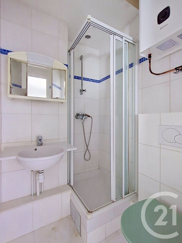 Appartement Studio à vendre - 1 pièce - 12.25 m2 - PARIS - 75001 - ILE-DE-FRANCE - Century 21 Gambetta Immobilier
