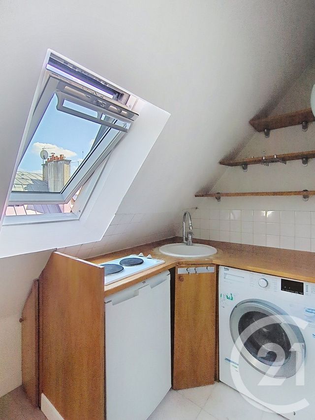 Appartement Studio à vendre - 1 pièce - 12.25 m2 - PARIS - 75001 - ILE-DE-FRANCE - Century 21 Gambetta Immobilier