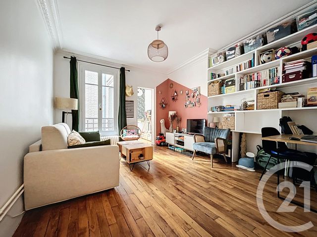 Appartement F3 à vendre - 3 pièces - 52.77 m2 - PARIS - 75020 - ILE-DE-FRANCE - Century 21 Gambetta Immobilier