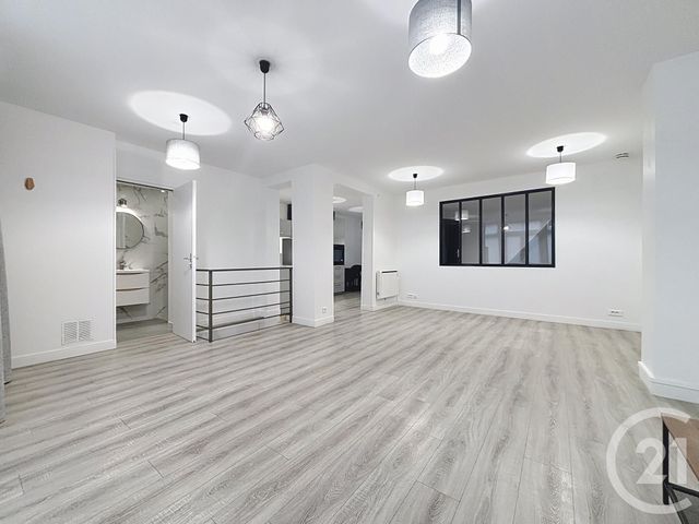 Appartement F2 à louer - 2 pièces - 65.57 m2 - PARIS - 75020 - ILE-DE-FRANCE - Century 21 Gambetta Immobilier