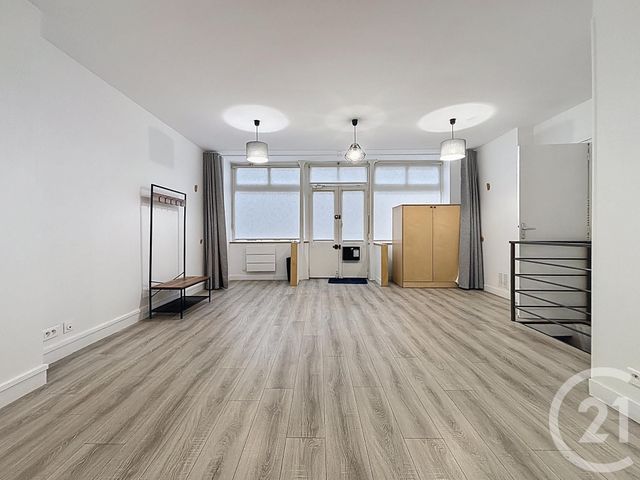 Appartement F2 à louer - 2 pièces - 65.57 m2 - PARIS - 75020 - ILE-DE-FRANCE - Century 21 Gambetta Immobilier