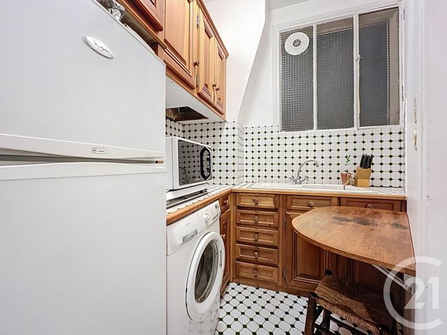 Appartement F2 à vendre - 2 pièces - 38.8 m2 - PARIS - 75020 - ILE-DE-FRANCE - Century 21 Gambetta Immobilier