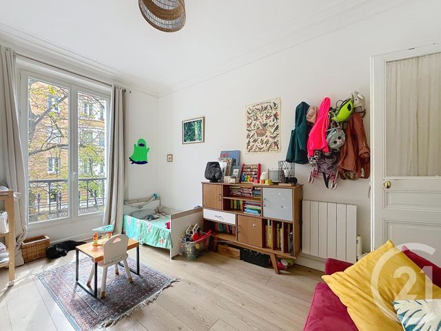 Appartement F3 à vendre - 3 pièces - 48.32 m2 - PARIS - 75020 - ILE-DE-FRANCE - Century 21 Gambetta Immobilier