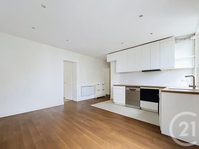 Appartement F3 à vendre - 3 pièces - 48.32 m2 - PARIS - 75020 - ILE-DE-FRANCE - Century 21 Gambetta Immobilier