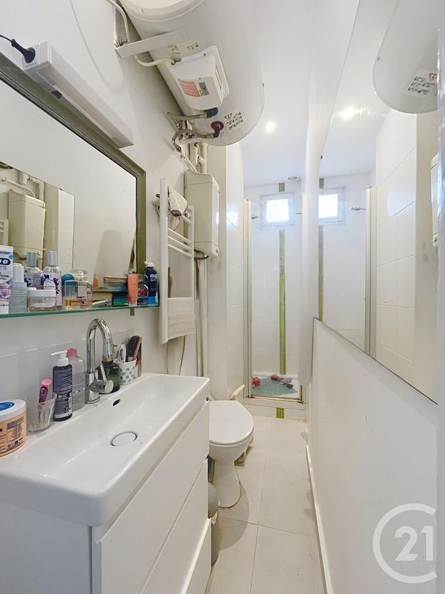 Appartement F3 à vendre - 3 pièces - 48.32 m2 - PARIS - 75020 - ILE-DE-FRANCE - Century 21 Gambetta Immobilier