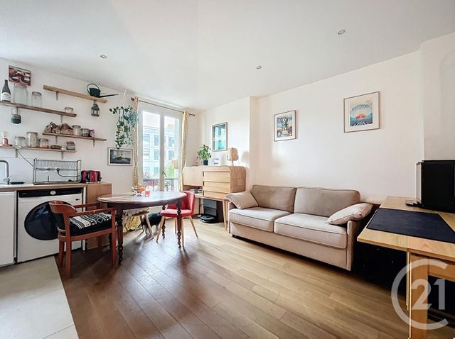 Appartement F3 à vendre - 3 pièces - 48.32 m2 - PARIS - 75020 - ILE-DE-FRANCE - Century 21 Gambetta Immobilier