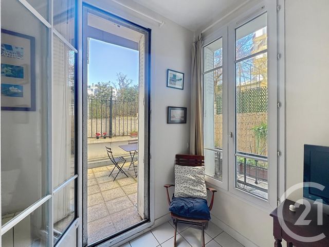 Appartement F3 à vendre - 3 pièces - 63.0 m2 - PARIS - 75020 - ILE-DE-FRANCE - Century 21 Gambetta Immobilier