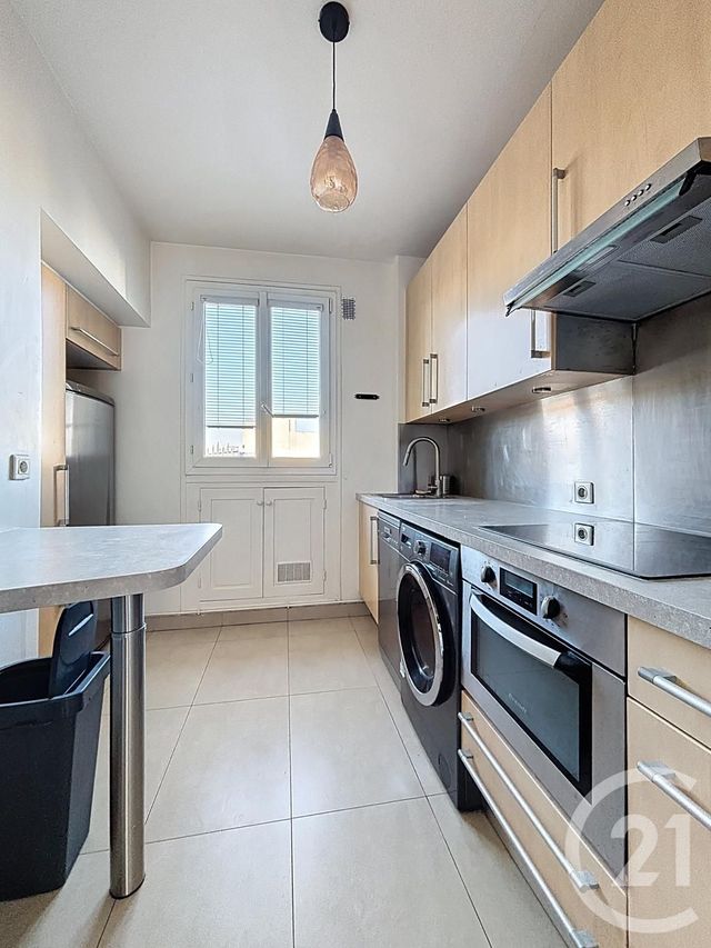 Appartement F3 à louer - 3 pièces - 61.12 m2 - PARIS - 75020 - ILE-DE-FRANCE - Century 21 Gambetta Immobilier