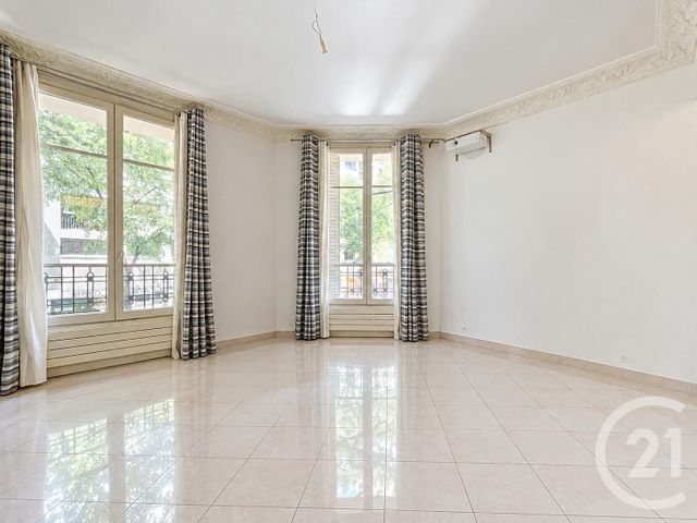 Appartement F2 à vendre - 2 pièces - 53.98 m2 - PARIS - 75020 - ILE-DE-FRANCE - Century 21 Gambetta Immobilier