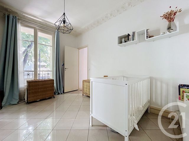 Appartement F2 à vendre - 2 pièces - 53.98 m2 - PARIS - 75020 - ILE-DE-FRANCE - Century 21 Gambetta Immobilier