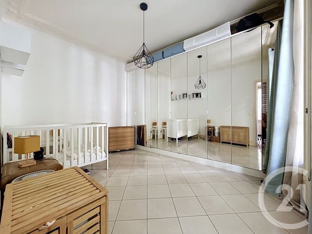 Appartement F2 à vendre - 2 pièces - 53.98 m2 - PARIS - 75020 - ILE-DE-FRANCE - Century 21 Gambetta Immobilier