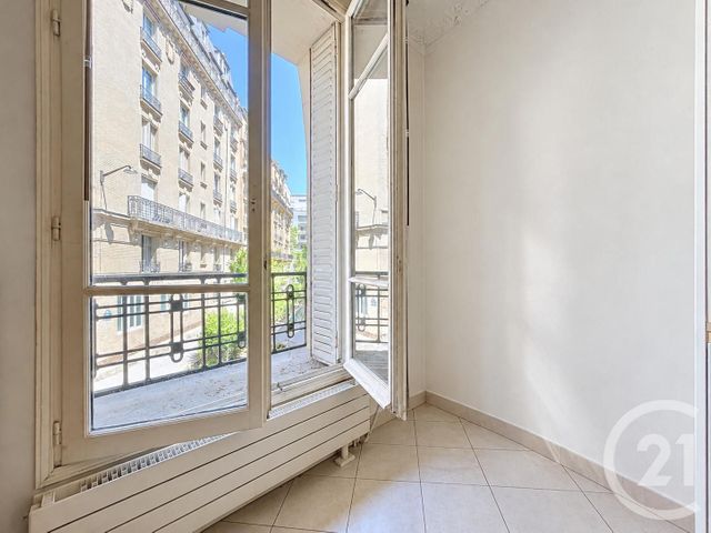 Appartement F2 à vendre - 2 pièces - 53.98 m2 - PARIS - 75020 - ILE-DE-FRANCE - Century 21 Gambetta Immobilier