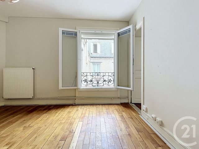 Appartement F2 à vendre - 2 pièces - 41.0 m2 - PARIS - 75020 - ILE-DE-FRANCE - Century 21 Gambetta Immobilier