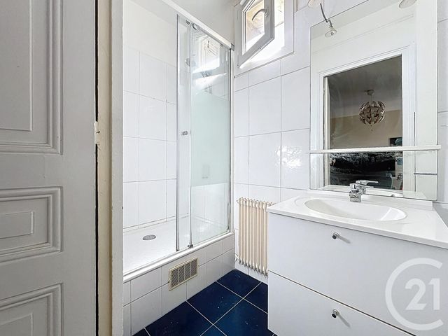 Appartement F2 à vendre - 2 pièces - 41.0 m2 - PARIS - 75020 - ILE-DE-FRANCE - Century 21 Gambetta Immobilier