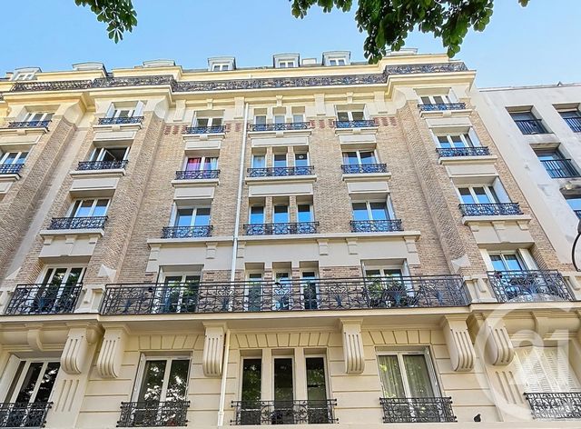 Appartement F2 à vendre - 2 pièces - 41.0 m2 - PARIS - 75020 - ILE-DE-FRANCE - Century 21 Gambetta Immobilier