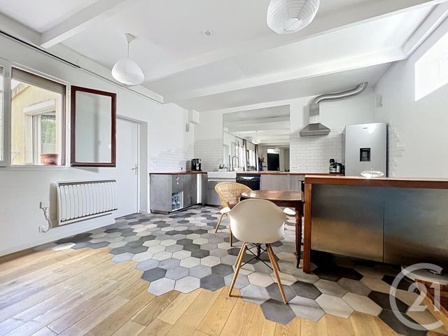 Appartement à vendre - 4 pièces - 93.05 m2 - ROMAINVILLE - 93 - ILE-DE-FRANCE - Century 21 Gambetta Immobilier